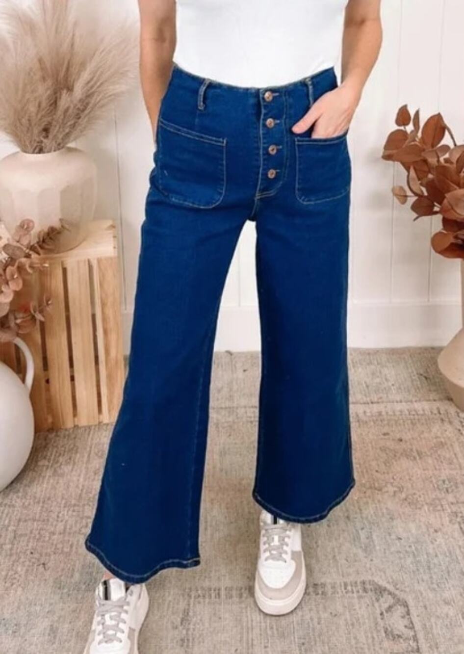 Entro High Waisted Wide Leg Cropped Jeans, Size M